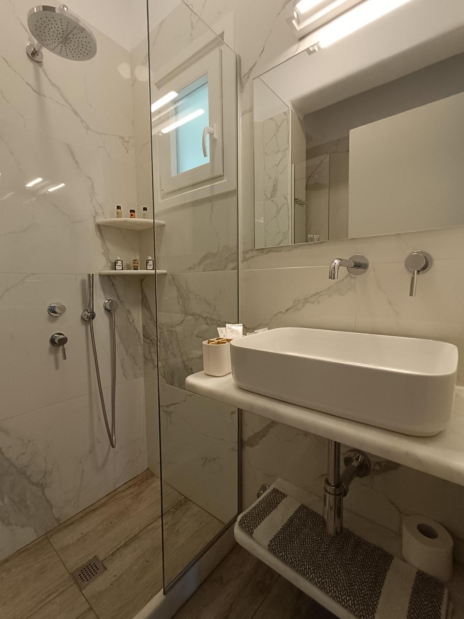 Cyclades Hotel