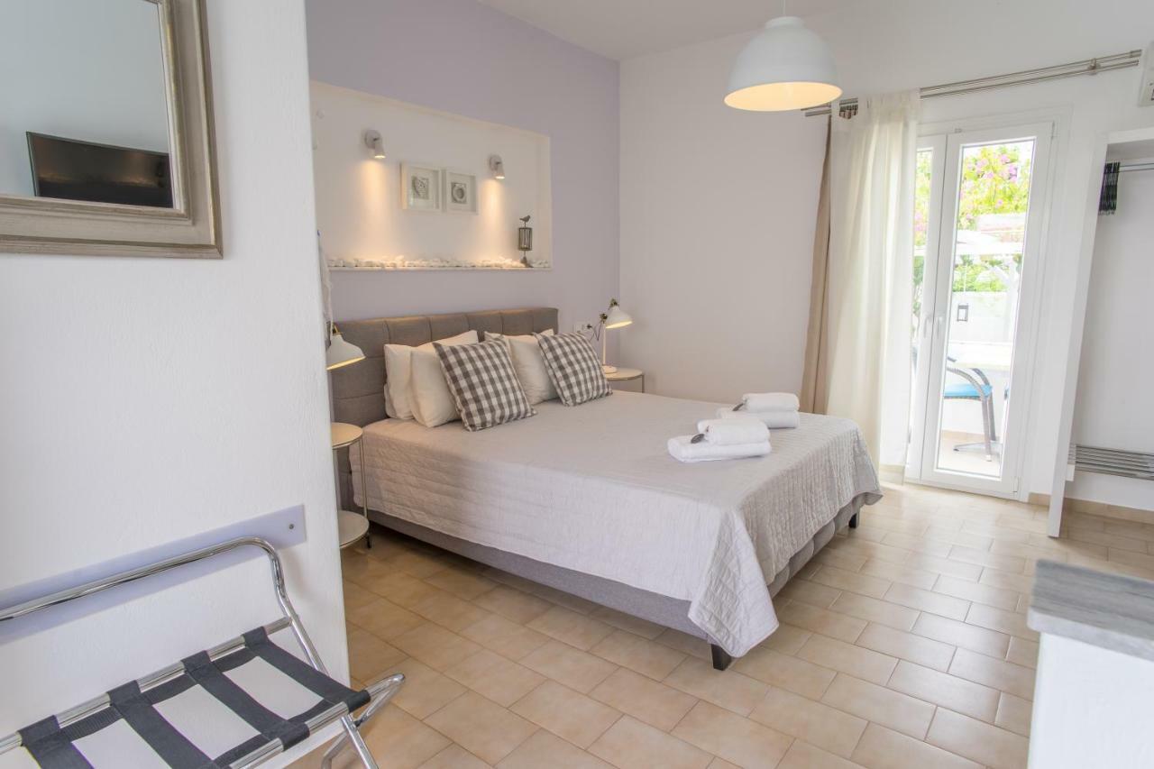 Cyclades Hotel 2*